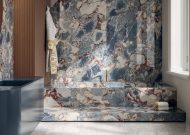 Plytelių gamintojai: VERSACE | APARICI